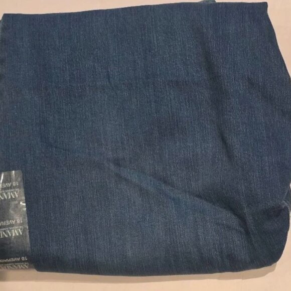 Women's Gloria Vanderbilt Amanda Classic Jeans Color: Frisco Size: 18 AVG/REG - Picture 3 of 4
